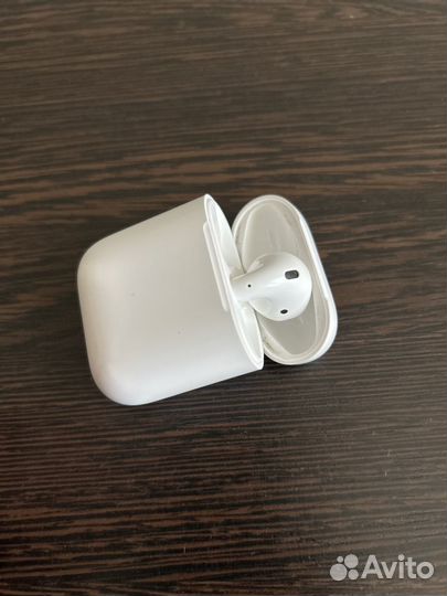 Наушники Apple AirPods 1