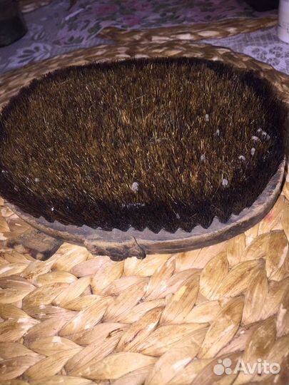 Щетка-скрибница для ухода за лошадью