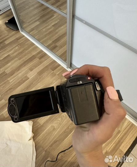 Видеокамера panasonic hc v100