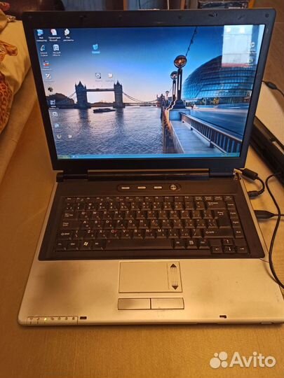 Ноутбук Roverbook Explorer E514 WH