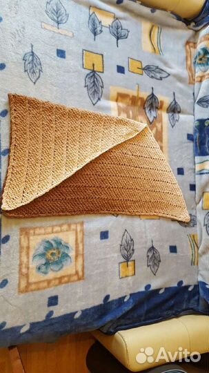 Шаль вязаная