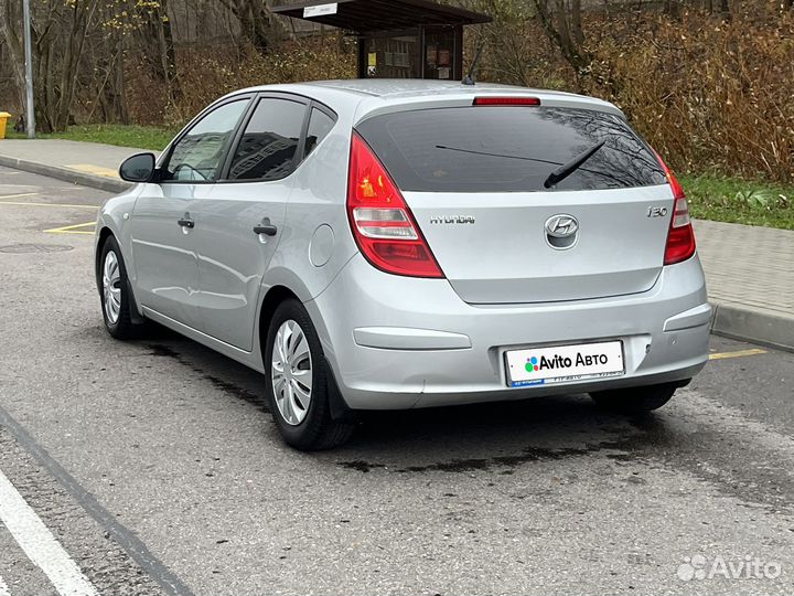 Hyundai i30 1.4 МТ, 2010, 306 000 км