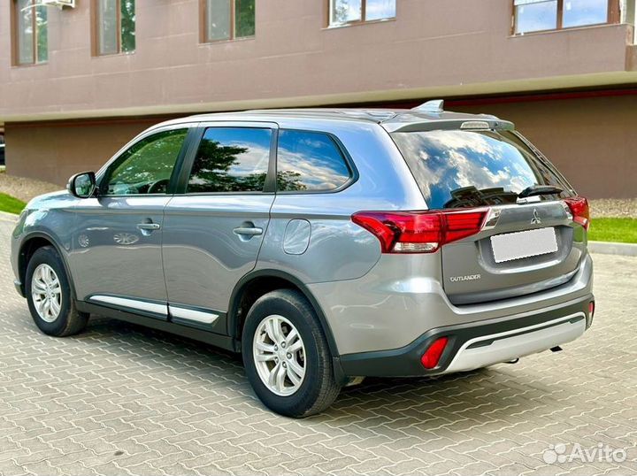 Mitsubishi Outlander 2.0 CVT, 2020, 67 608 км