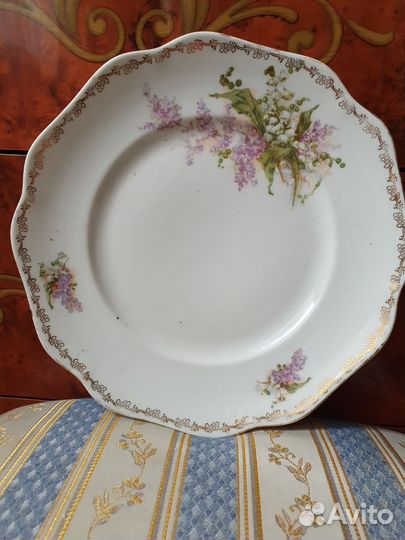 Антикварная тарелка 