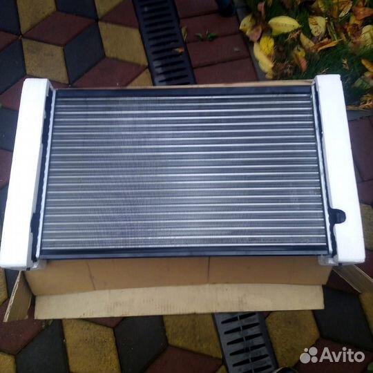 Радиатор охлаждения audi
