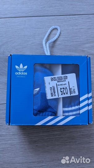 Комплект шапка и варежки