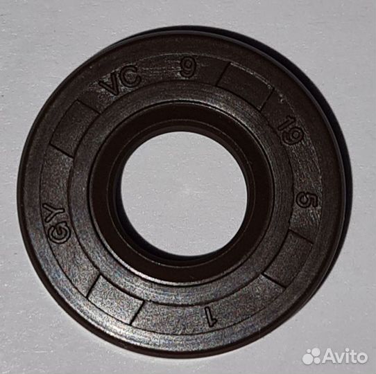 Сальник Yamaha (93106-09014) (9x19x5)