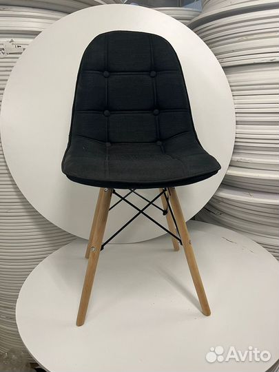 Стул кухонный мягкий Eames (Ткань) черный