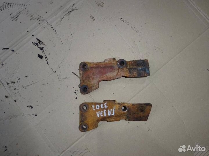 Кронштейн двигателя газ 3302