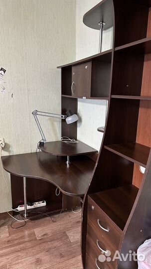 Компьютерный стол