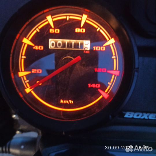 Bajaj boxer