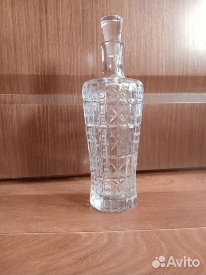 Графин хрустальный