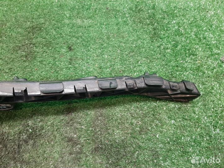 Кронштейн бампера заднего правый KIA ceed (ED) 20