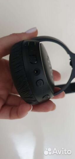 Беспроводные наушники jbl