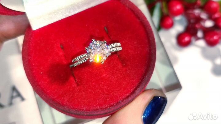 Кольцо с муассанитом 2 ct 8mm D FL, 925/au750