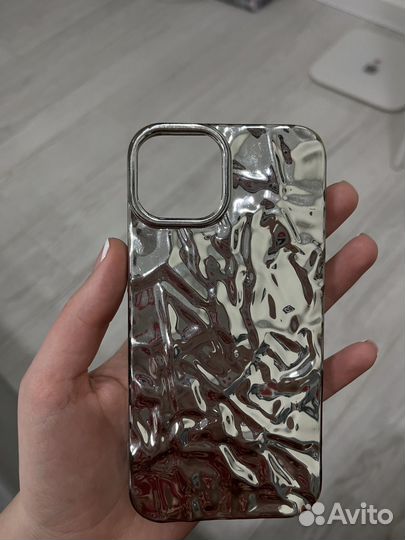 Чехол на iPhone 13
