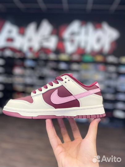 Nike Dunk Low Retro PRM Valentine's Day