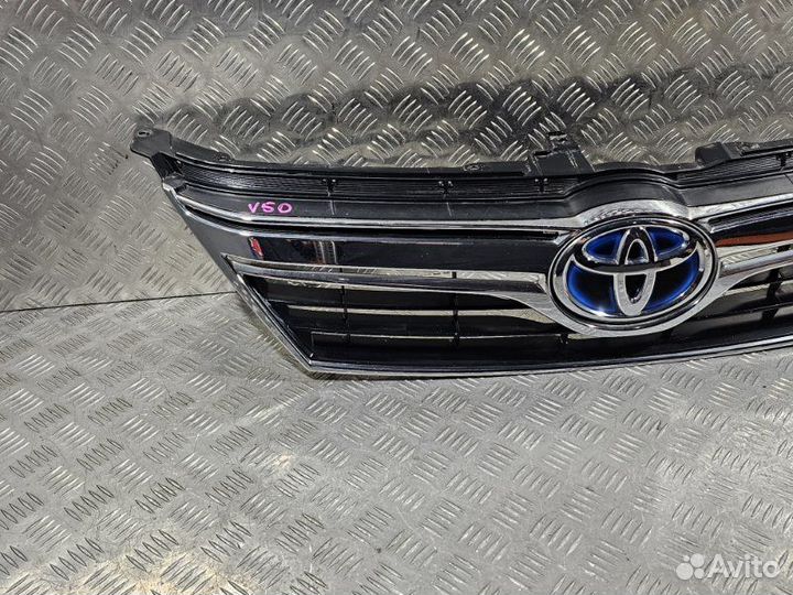 Решетка радиатора Toyota Camry V50