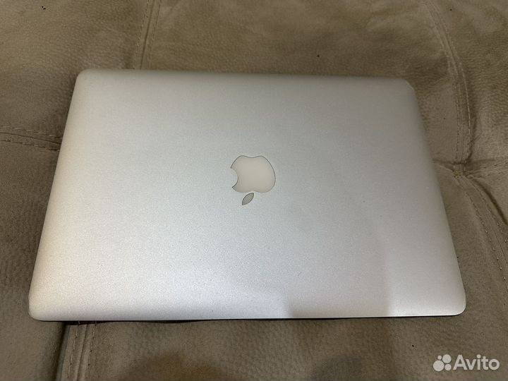 MacBook Air 13 A1466