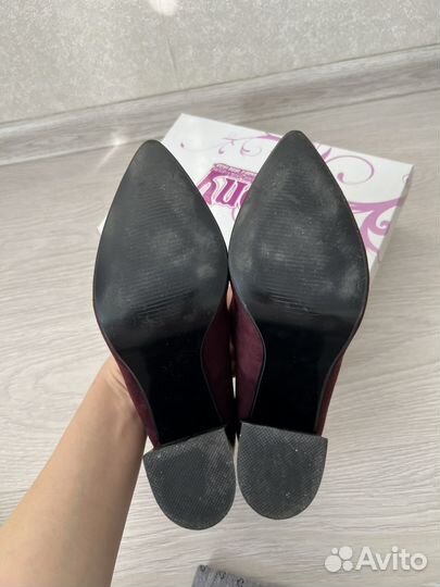 Бархатные бордовые лодочки