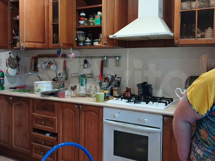 4-к. квартира, 92 м², 2/5 эт.