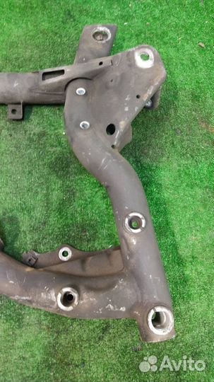 Подрамник передний Mercedes Benz C-Class W204 2008