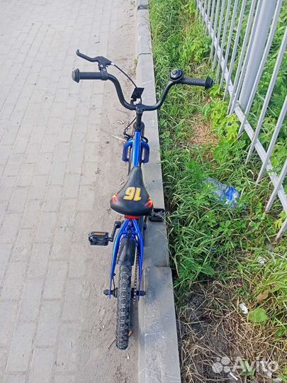 Детский велосипед бу 16