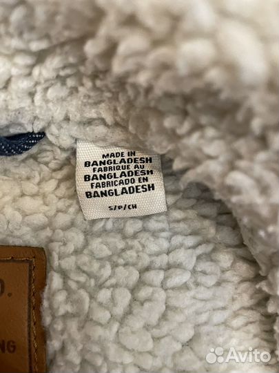 Джинсовая куртка levis