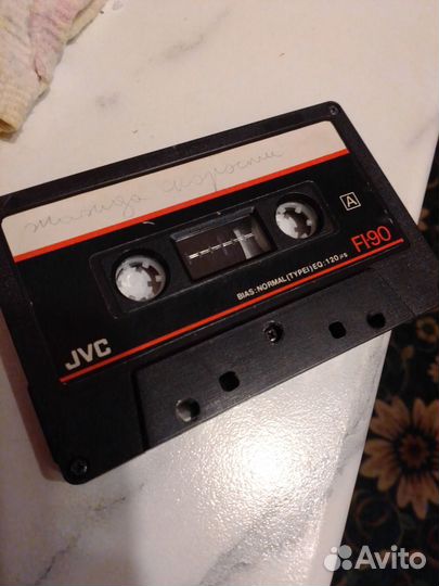 Аудиокассета JVC FI90