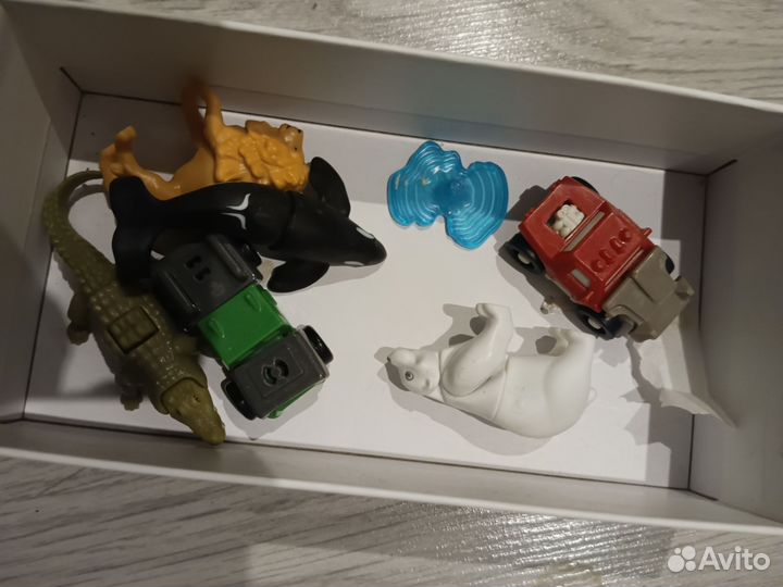 Киндер игрушки