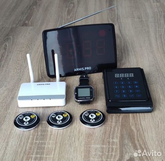 Комплект табло и кнопка вызова официанта