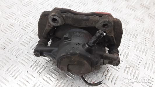 Суппорт тормозной передний правый mercedes benz C