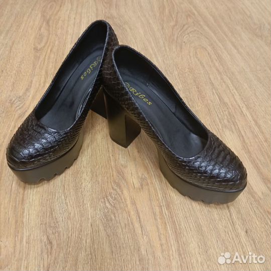 Туфли женские 40 размер