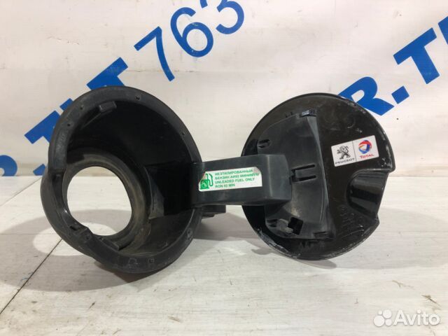 Лючок бензобака peugeot 3008 1.6 ат