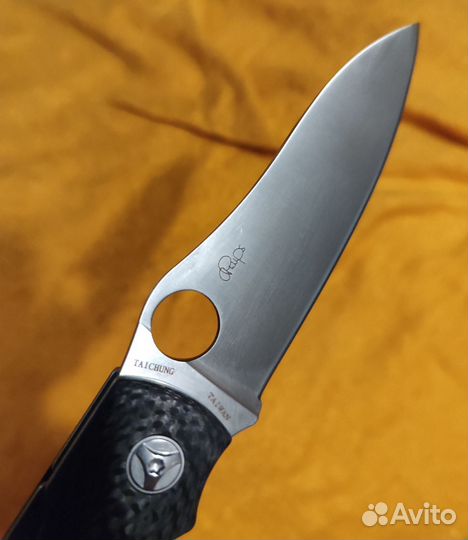 Нож Spyderco Kapara carbon