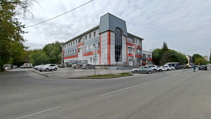Офис в Центре с парковкой, 600 м