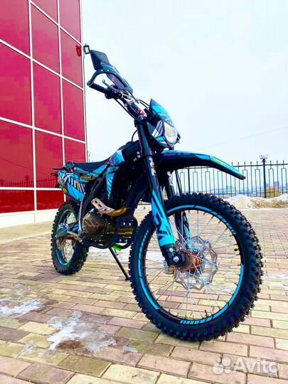 Мотоцикл Regulmoto ZR 250 PR балансир с птс 172