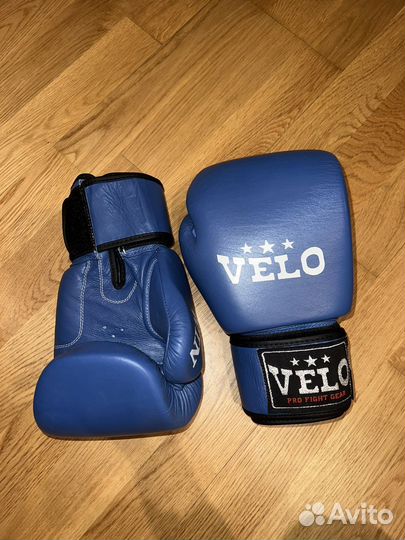 Боксерские перчатки