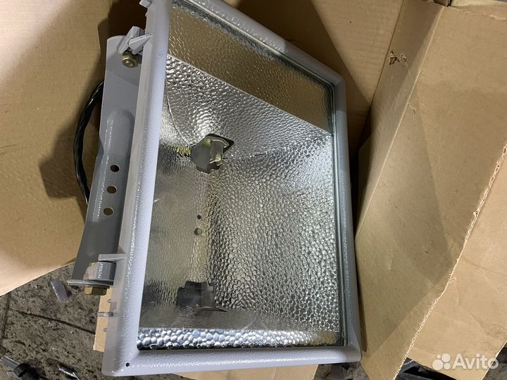 Светильник прожектор