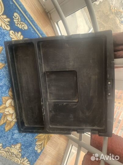 Полка, ниша, багажник.Outlander, Airtrek