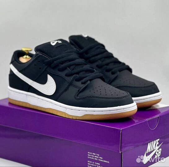 Nike SB Dunk Low