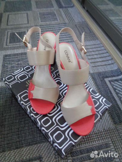 Босоножки. Туфли. новые (40 р)