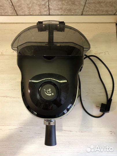 Кофеварка рожковая Delonghi EC221.B
