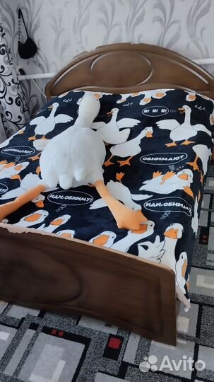 Кровать двухспальная с матрасом 180 200