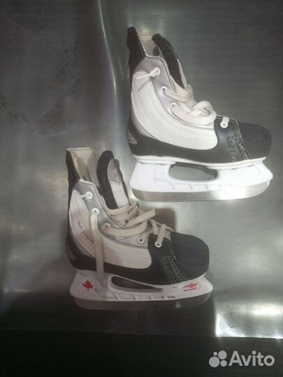 Коньки хоккейные детские 29 размер
