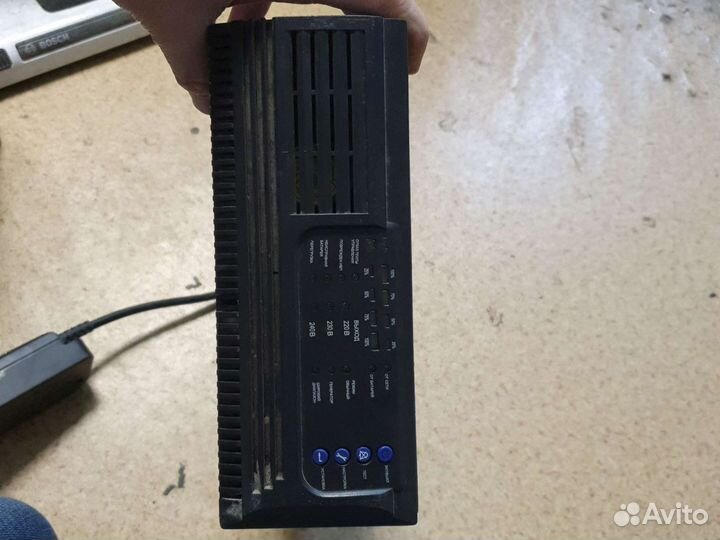 Источник бесперебойного питания ippon 2000