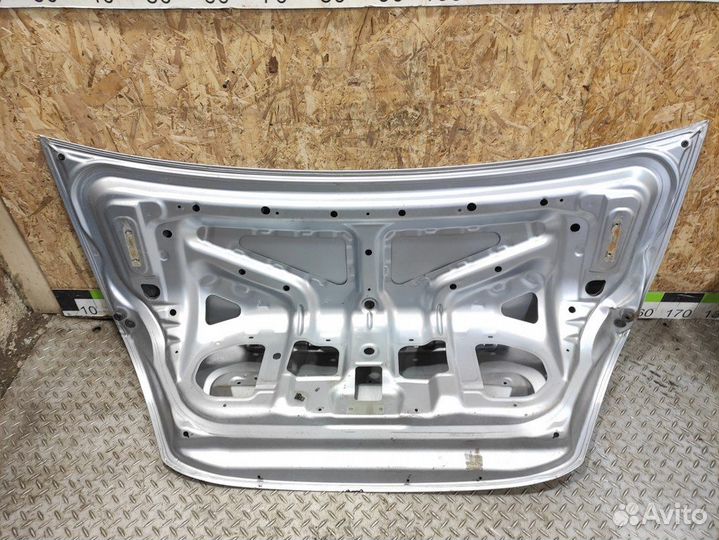 Крышка багажника Mitsubishi Lancer 9