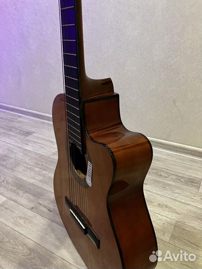 Акустическая (классическая) гитара