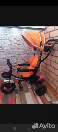 Детский трёхколесный велосипед с ручкой