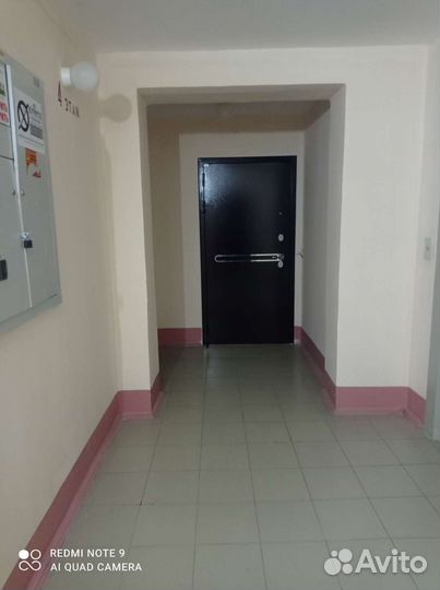 Тамбурные двери и перегородки на площадку